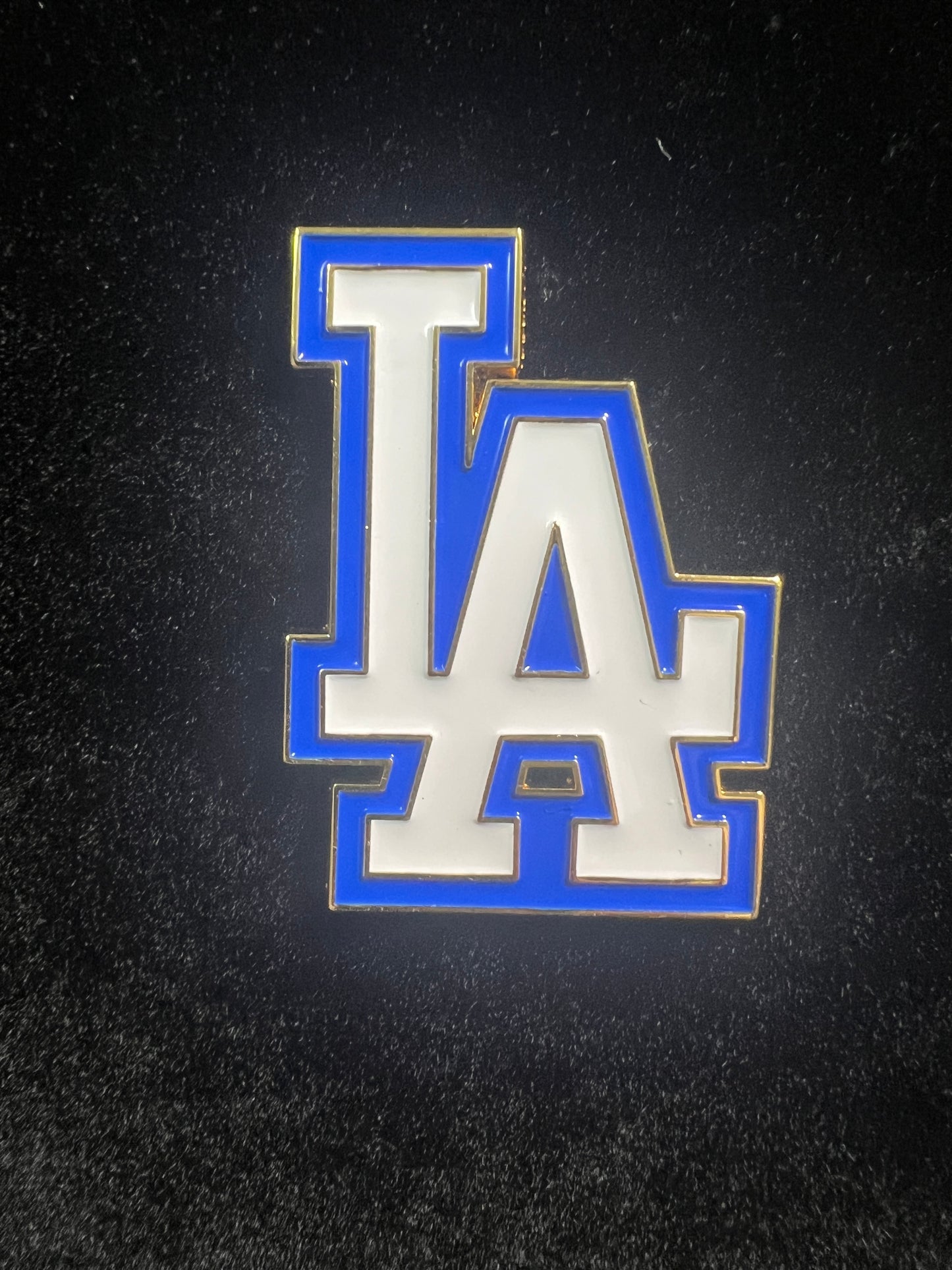 LA