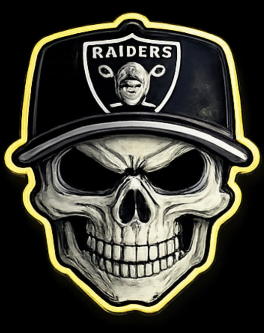 Raiders Hat Skull Pin